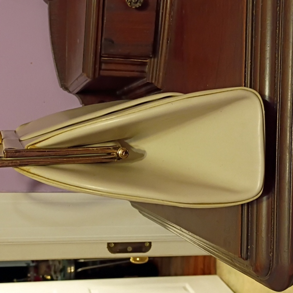 Graceline Master Purse - Picture 4 of 10